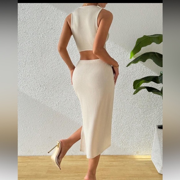 Elegant Cream Ribbed set - Picture 3 of 5